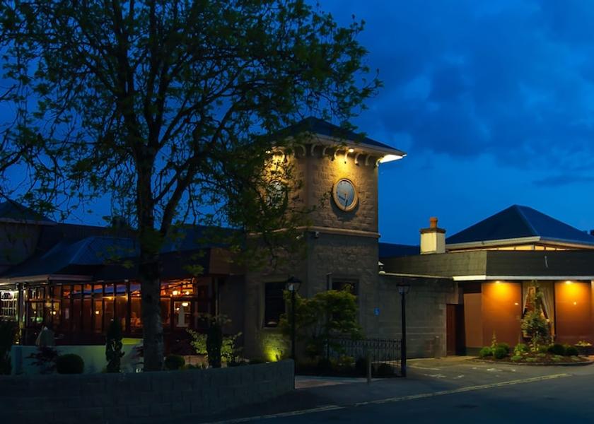 County Clare Ennis Front of property - evening/night