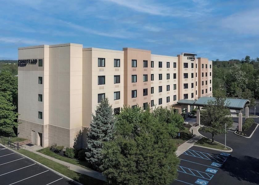 Pennsylvania Malvern Exterior Detail