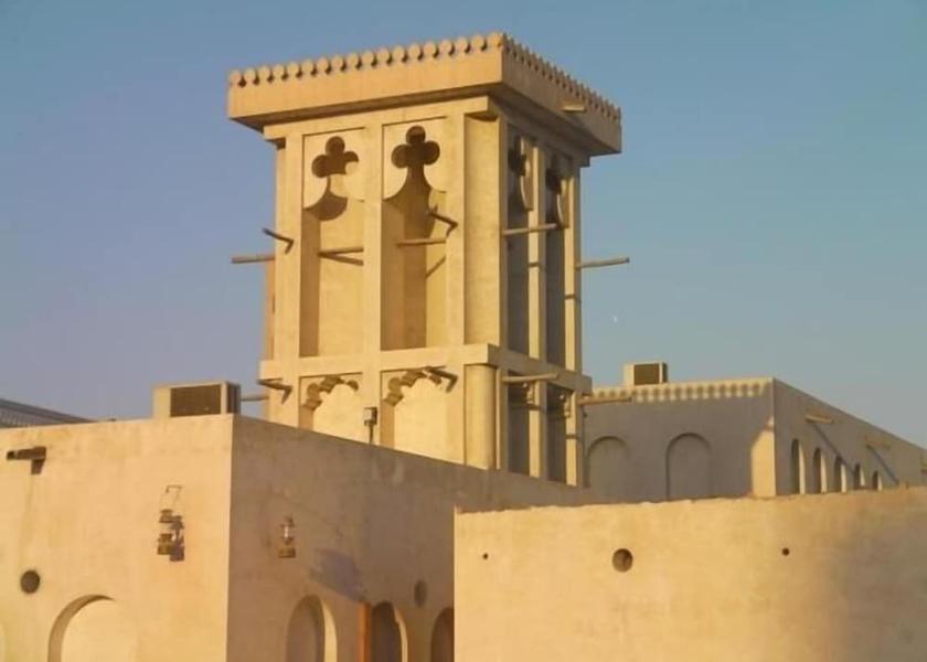 Sharjah (and vicinity) Sharjah Exterior Detail