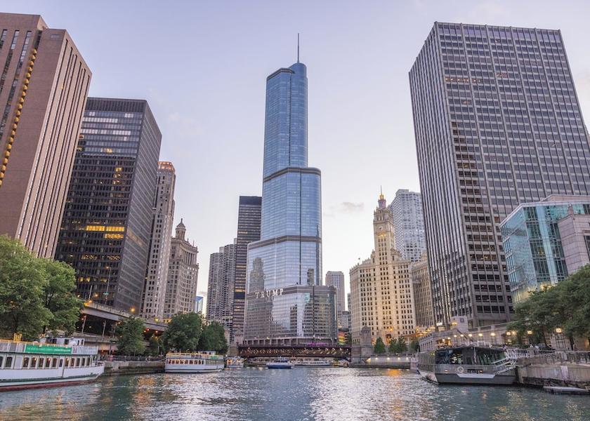Illinois Chicago Front of property - evening/night