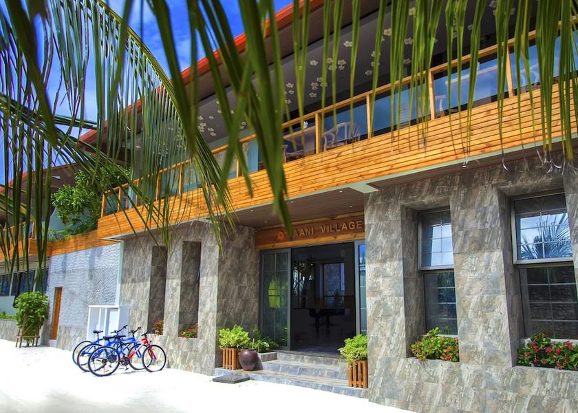 Kaafu Atoll Maafushi Front of property