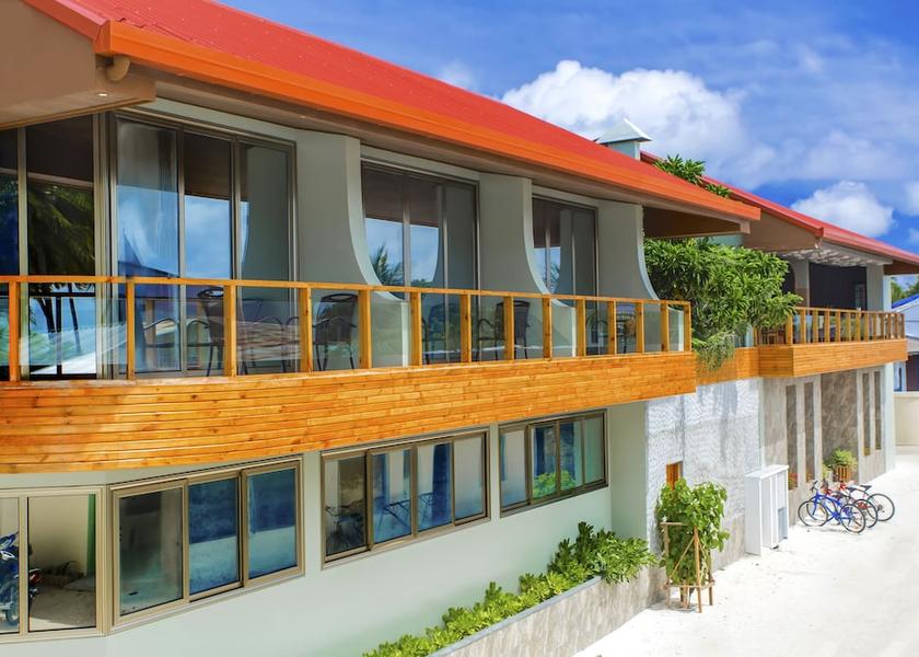 Kaafu Atoll Maafushi Front of property