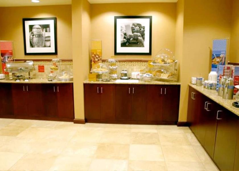 Alabama Calera Breakfast Area