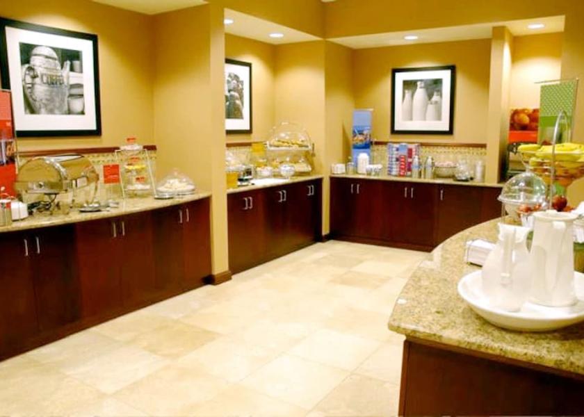 Alabama Calera Breakfast Area