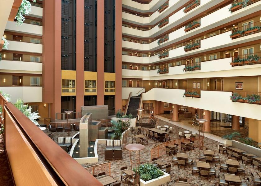 Illinois East Peoria Lobby