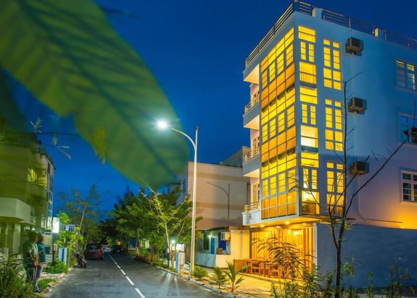 MV Maldives Exterior Detail