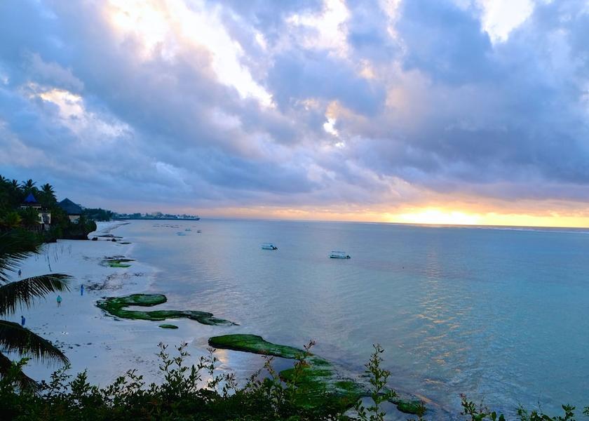  Mombasa Beach