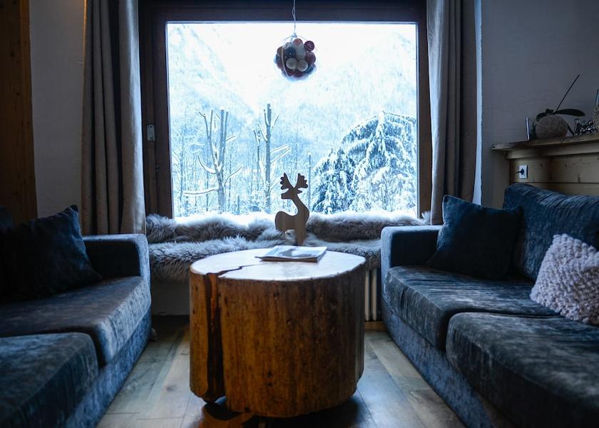 Auvergne-Rhone-Alpes Les Houches Interior Entrance