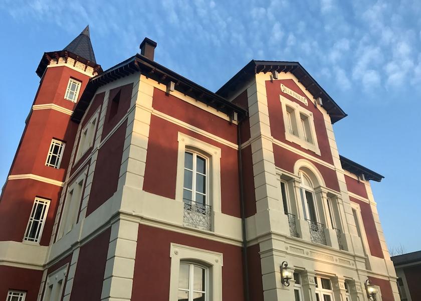 Catalonia Puigcerda Front of property