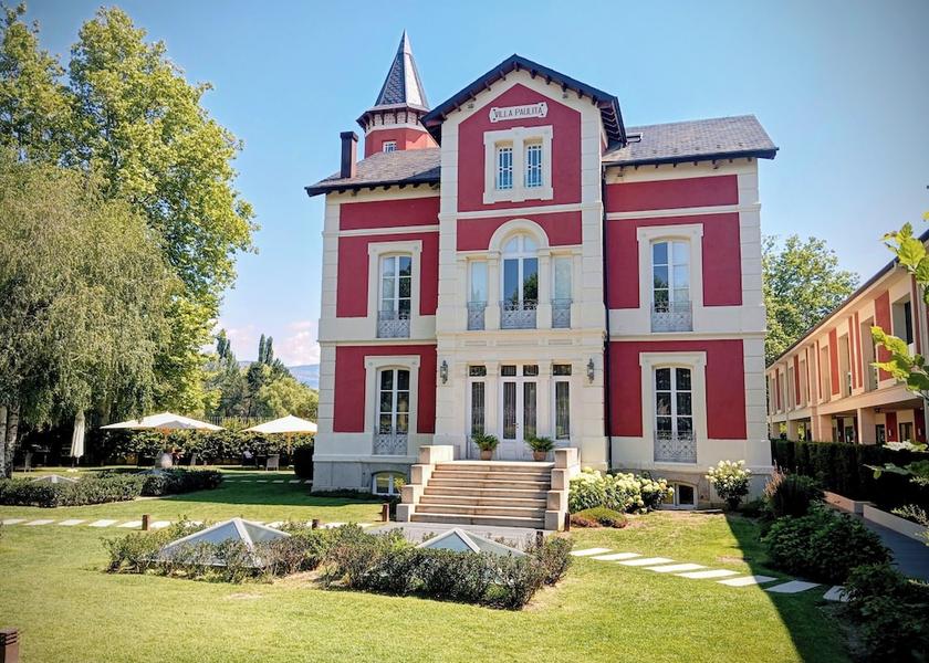 Catalonia Puigcerda Front of property