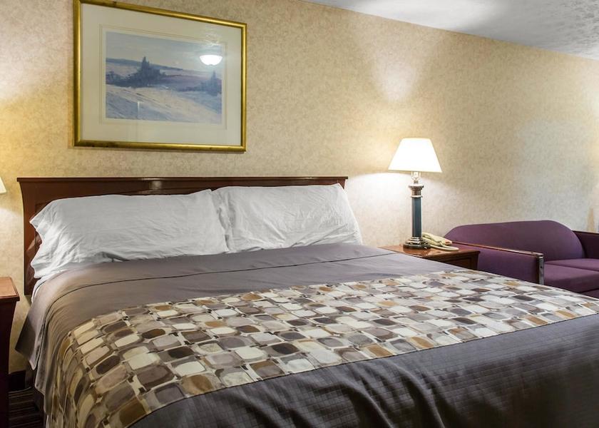 Connecticut Branford Room