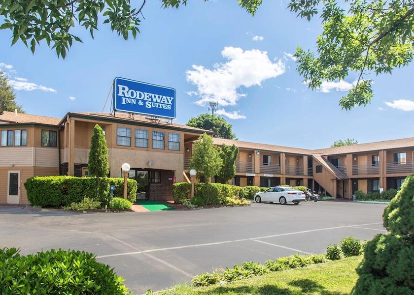 Connecticut Branford Primary image