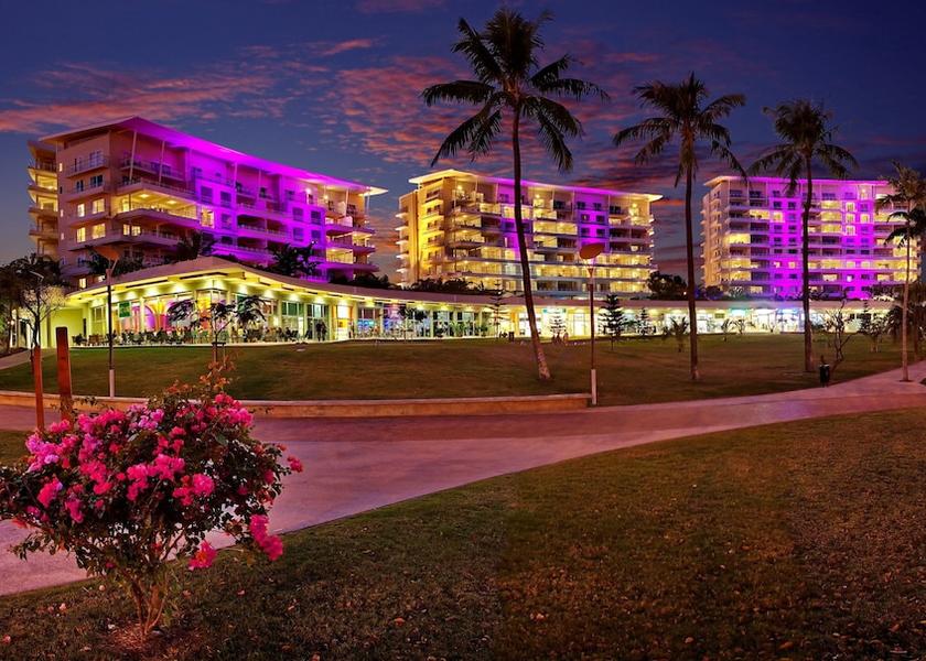  Noumea Exterior Detail