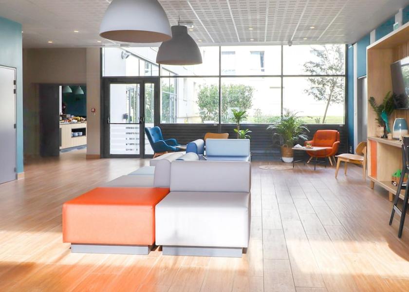 Occitanie Labege Lobby