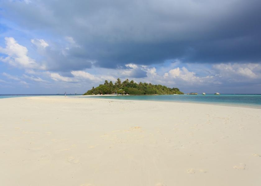Kaafu Atoll Emboodhoo Beach