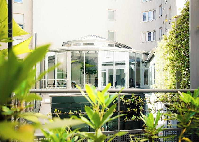 Ile-de-France Clichy Meeting Room