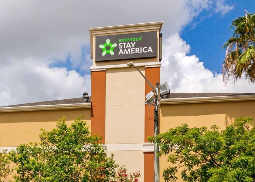 Florida Oakland Park Exterior