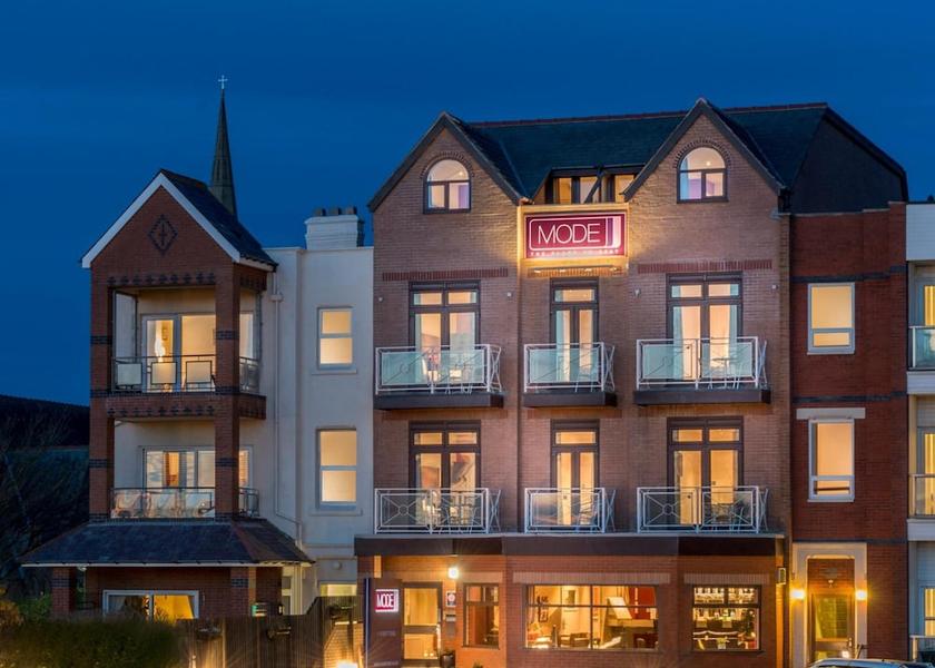 England Lytham St. Anne's Exterior Detail