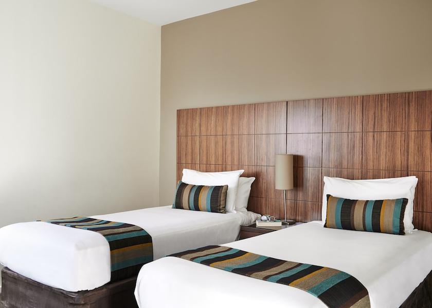 Victoria Melbourne Room