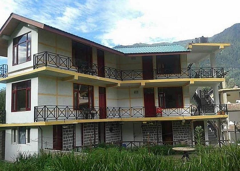 Himachal Pradesh Manali Hotel Exterior
