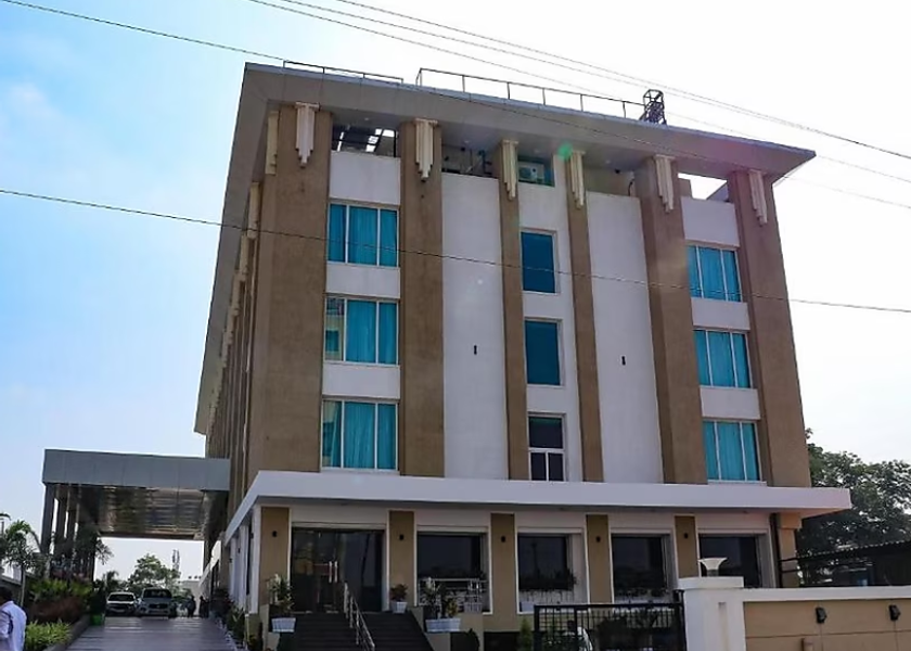 Maharashtra Shirdi Hotel Exterior