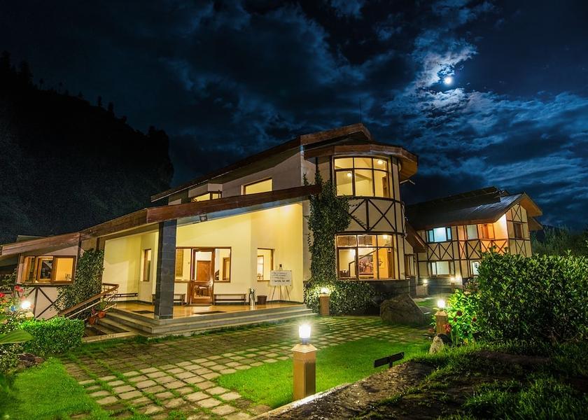 Himachal Pradesh Manali Front of property - evening/night