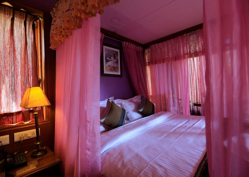 Tamil Nadu Ooty Superior Queen Room