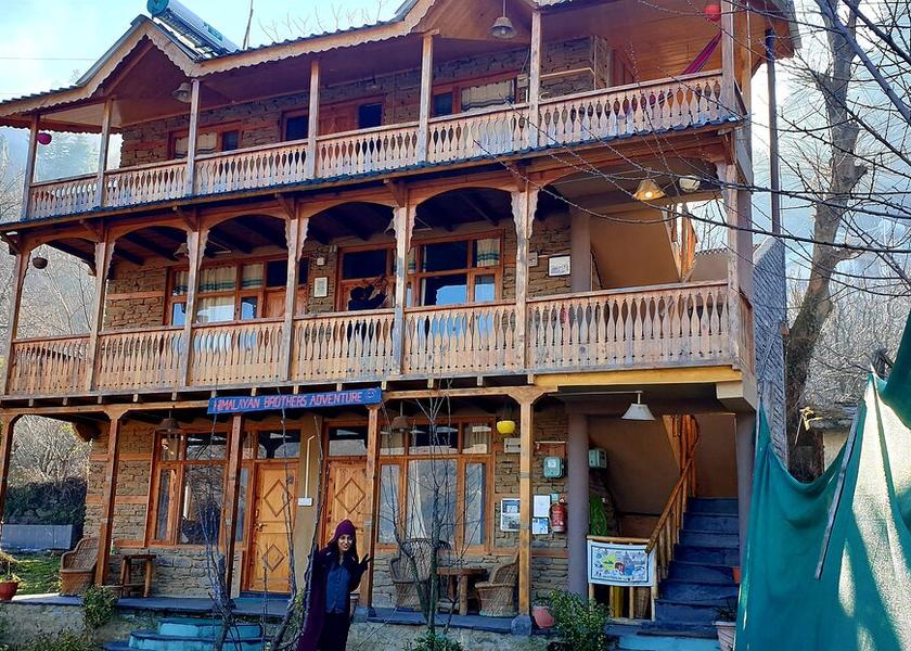 Himachal Pradesh Manali Hotel Exterior