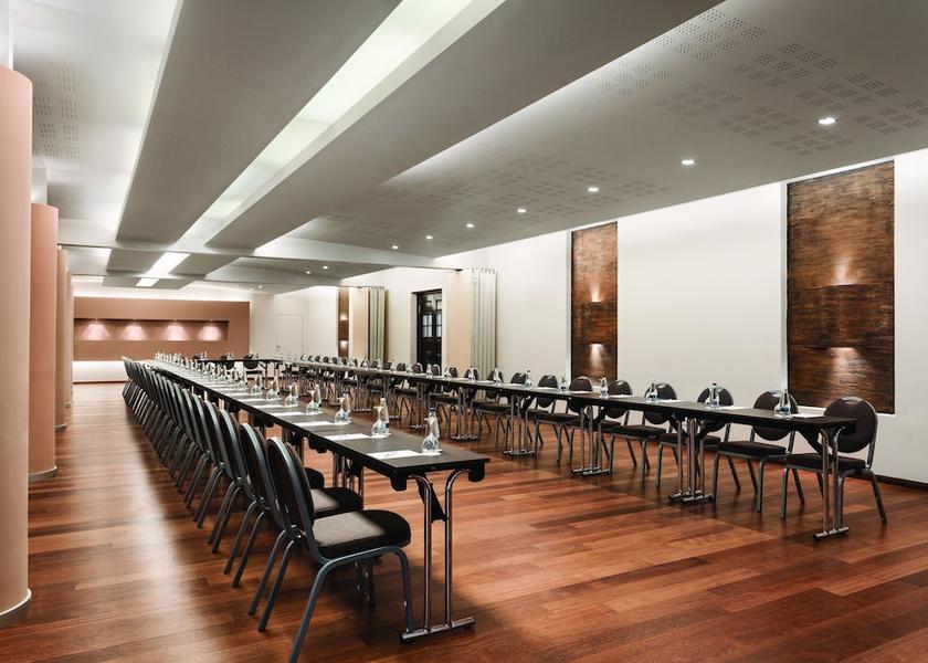  Bucharest Meeting Room