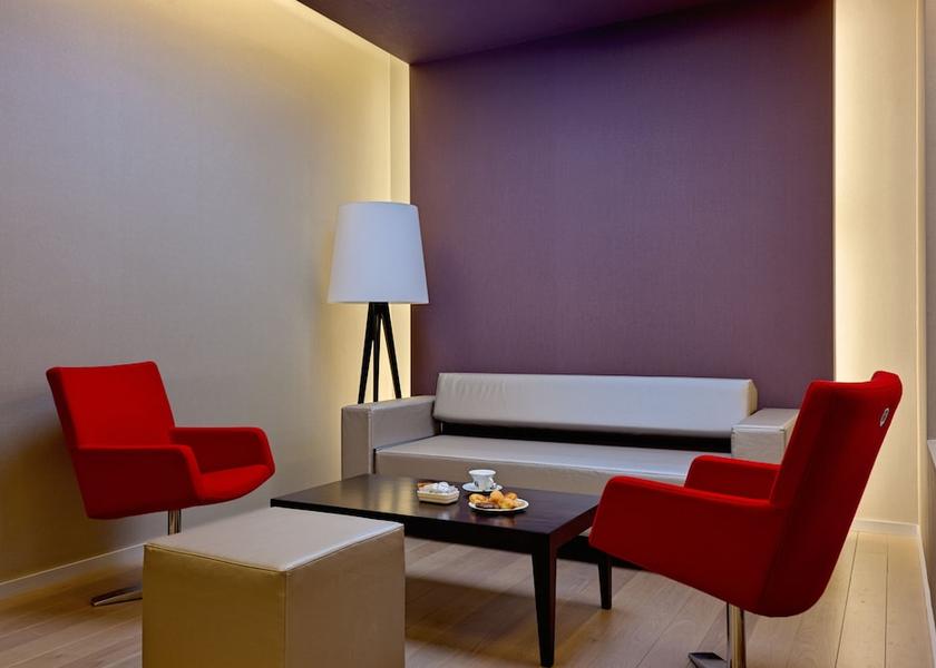  Bucharest Lobby