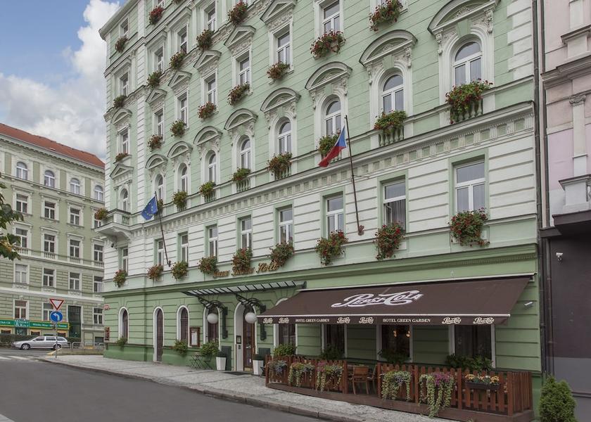  Prague Terrace/patio