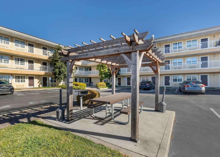 Missouri Maryland Heights Property amenity