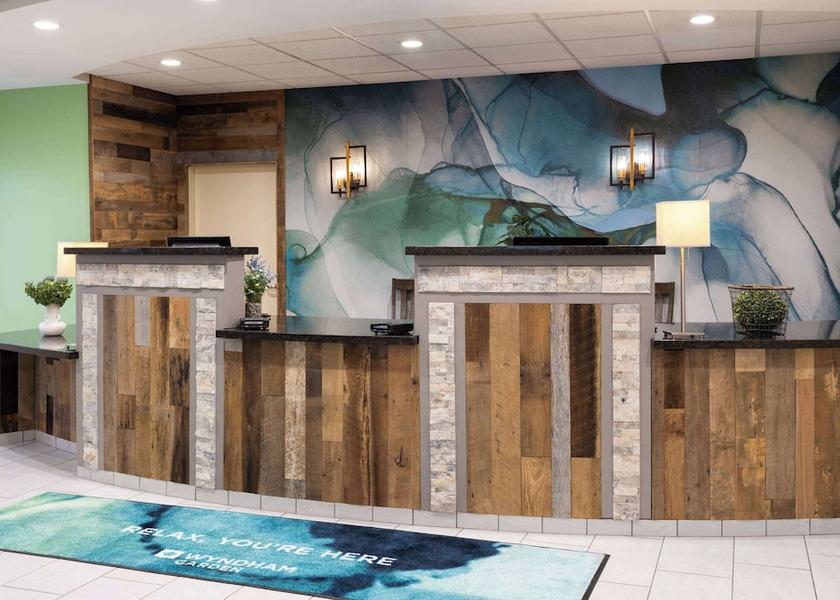 Minnesota Elk River Lobby