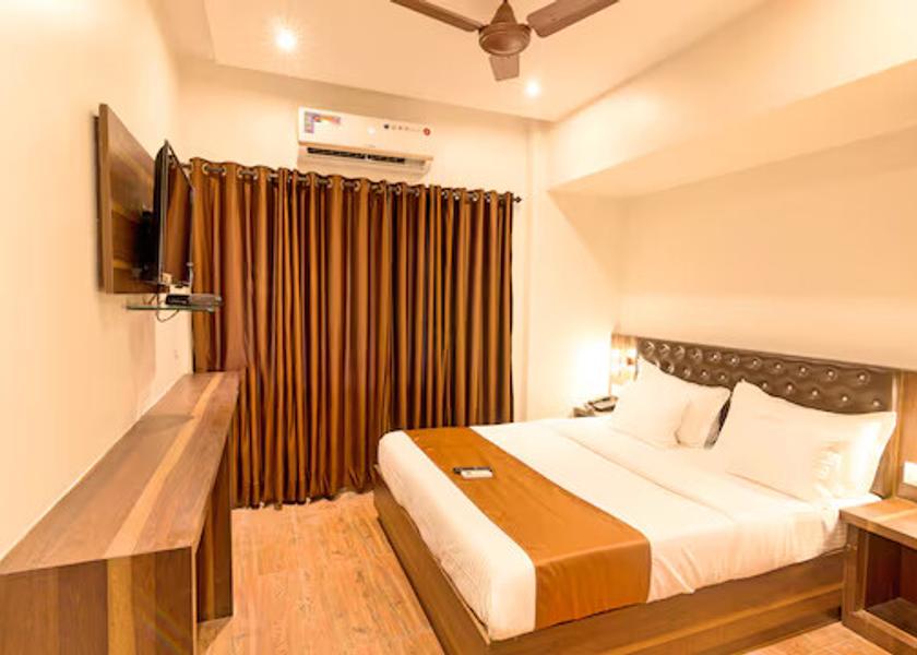 Maharashtra Mumbai Deluxe Room