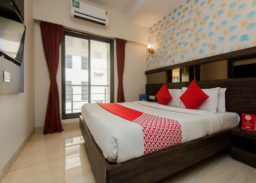 Maharashtra Mumbai Classic Room