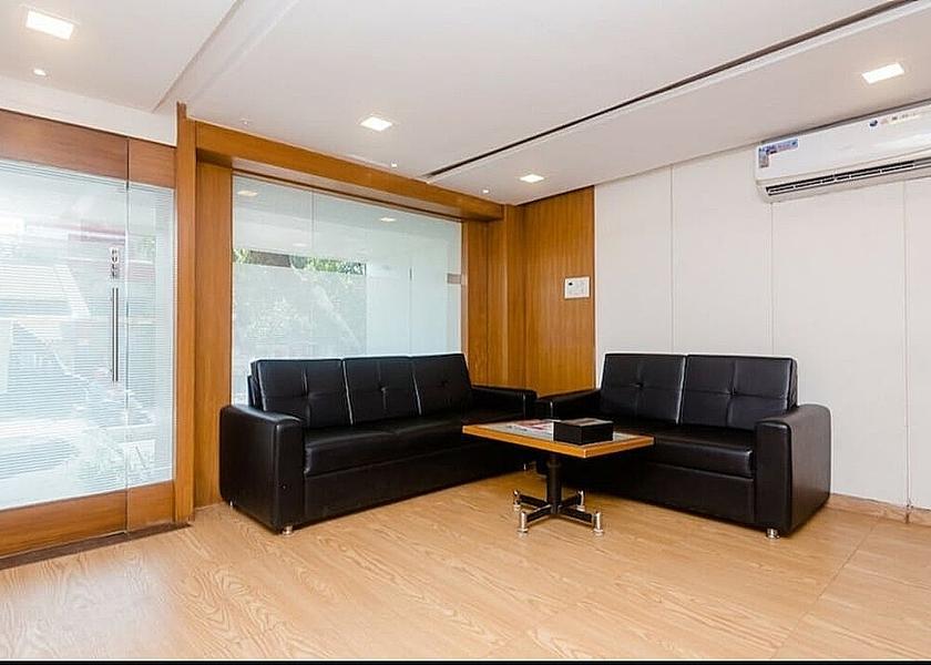 Maharashtra Mumbai Lobby sitting area