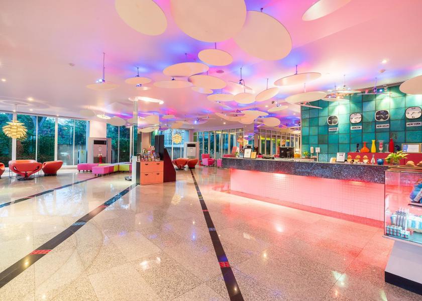Chonburi Province Pattaya Reception