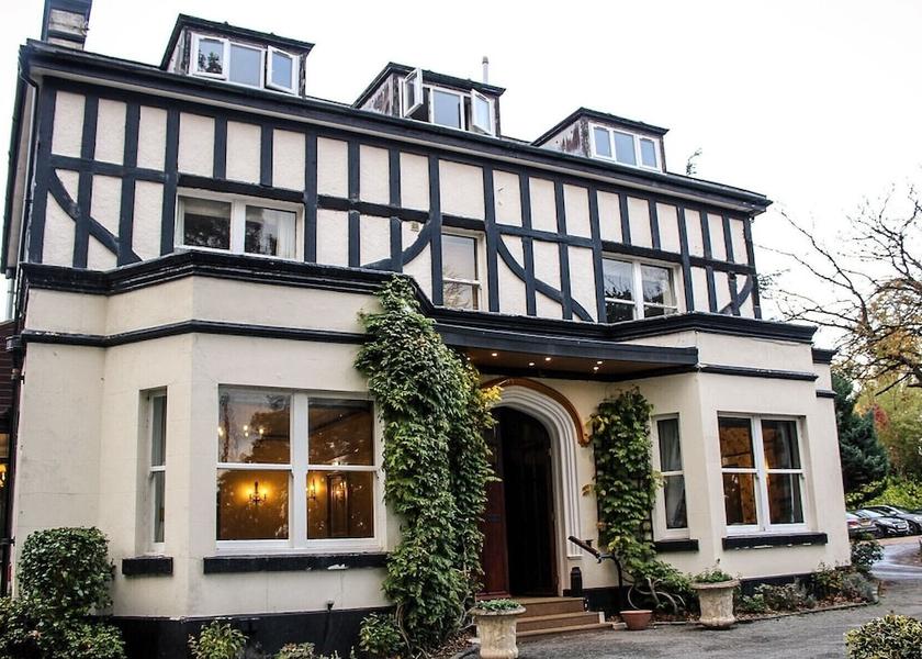 England Ellesmere Port Facade