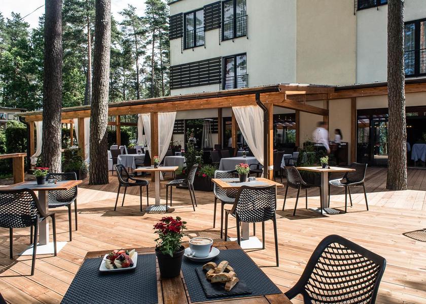  Baltezers restaurant