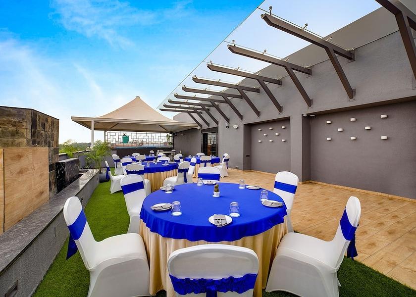 Madhya Pradesh Bhopal Outdoor banquet area