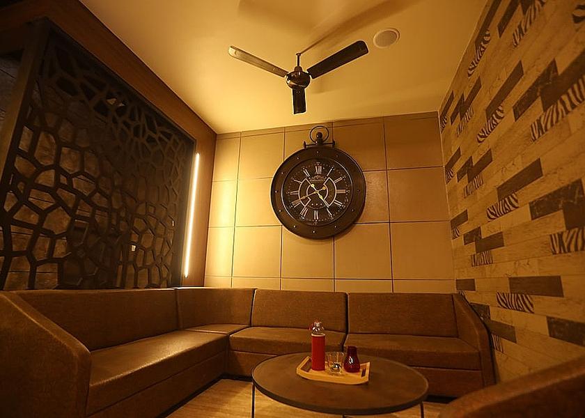 Tamil Nadu Chennai Lobby