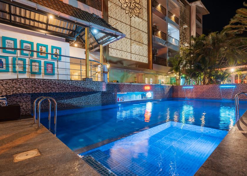 Goa Calangute Pool