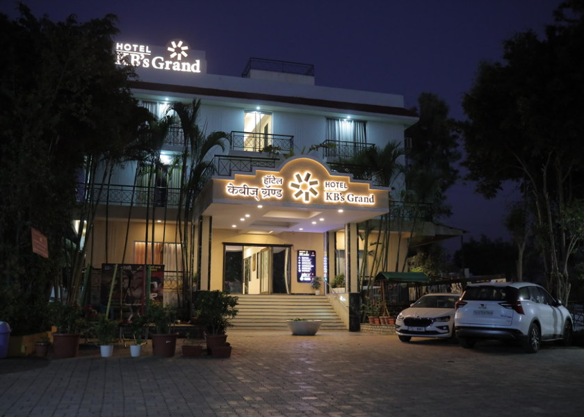 Maharashtra Shirdi Hotel Exterior