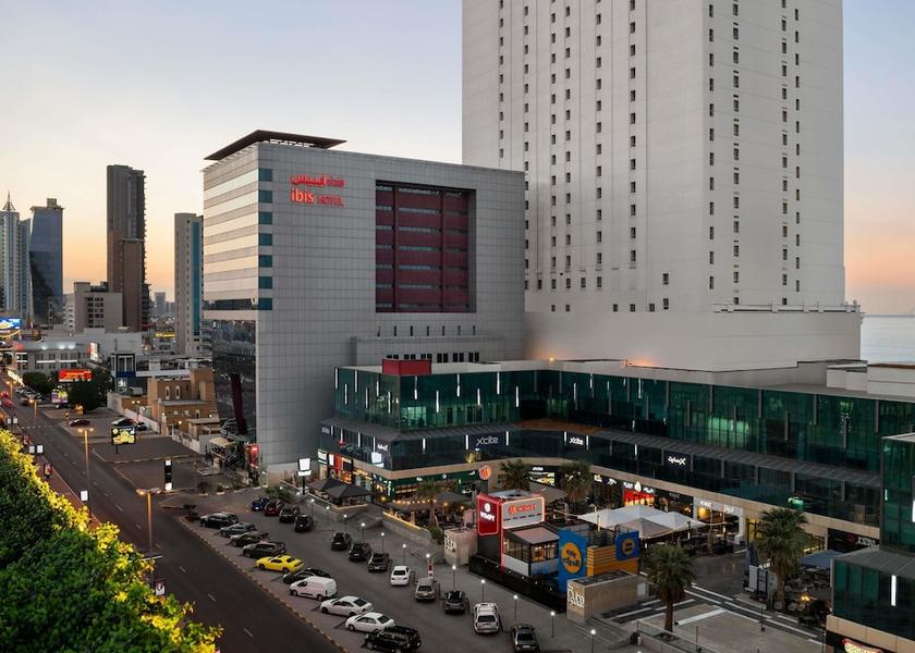  Kuwait City Exterior Detail