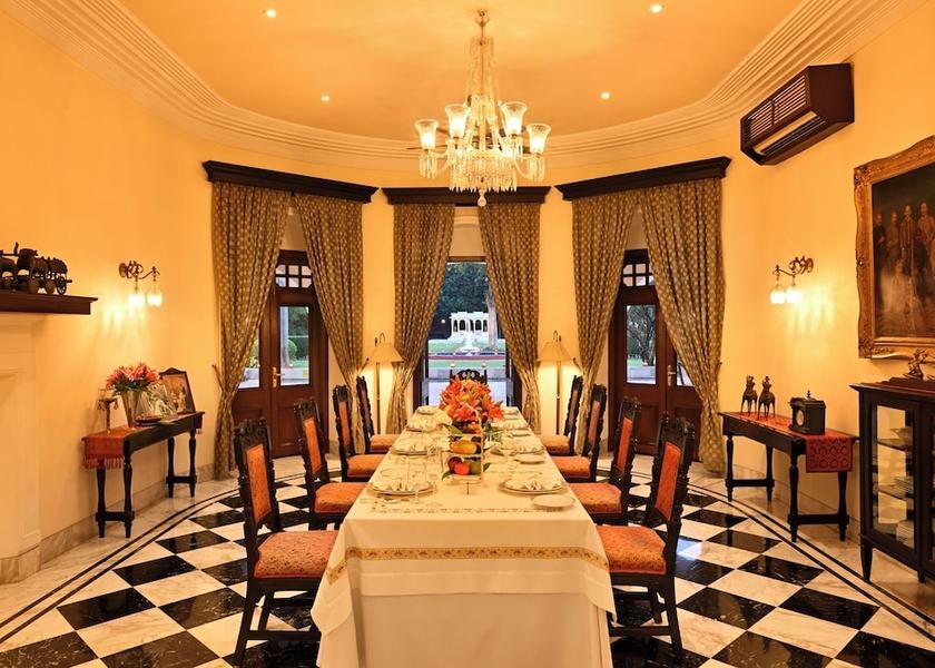 Uttar Pradesh Varanasi Dining