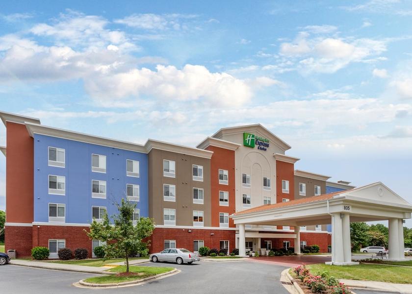 North Carolina Charlotte Exterior Detail