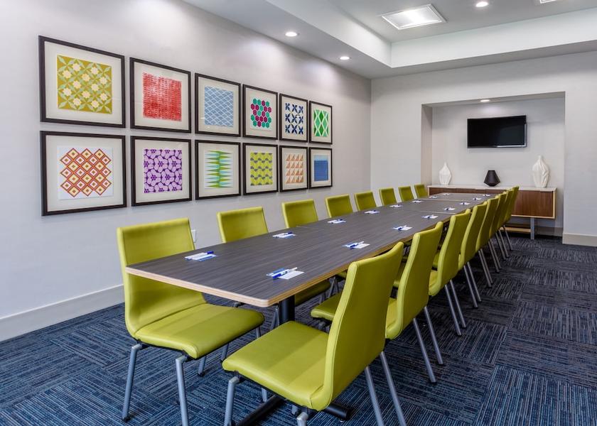 North Carolina Charlotte Meeting Room
