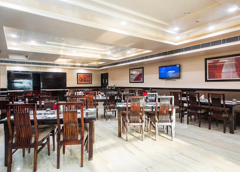 Uttar Pradesh Varanasi Food & Dining