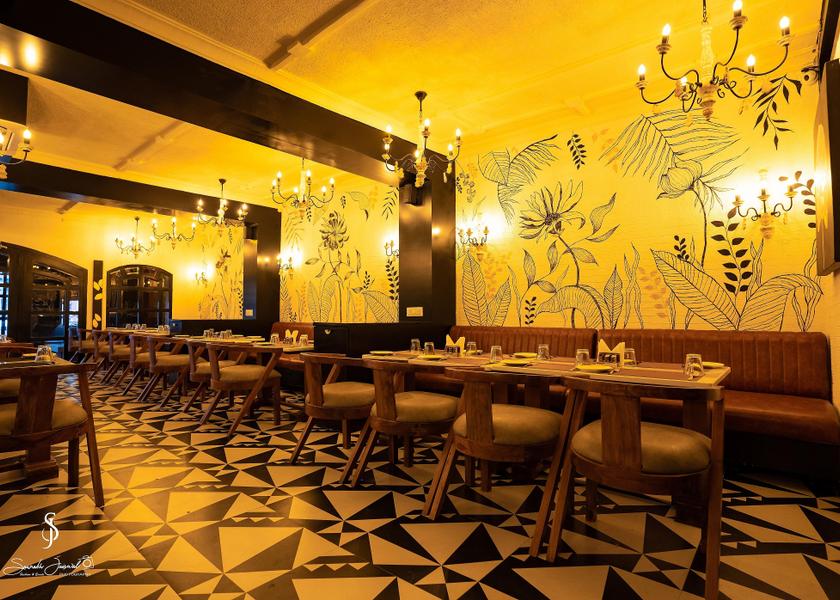 Uttar Pradesh Varanasi Food & Dining