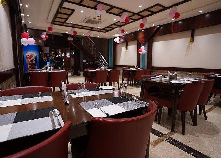 Uttar Pradesh Varanasi Dining Area
